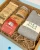 box-prezentowy-domow-wieczor-detale.webp